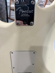2017 Fender American Professional Stratocaster- USA Made – Olympic White