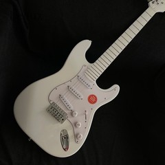 Stainless Rounded fret Edge Electric Guitar White Basswood Solid Body Chrome